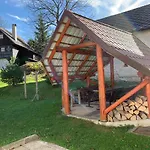 Prázdninový dům Nad Lipou - čičmany, Turistika, Sauna, Krb