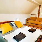 Nad Lipou - čičmany, Turistika, Sauna, Krb Čičmany