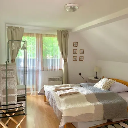 Nad Lipou - Cicmany, Turistika, Sauna, Krb Holiday home