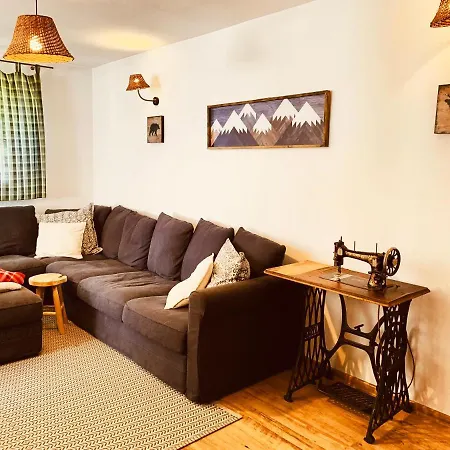 Holiday home Nad Lipou - Cicmany, Turistika, Sauna, Krb Cicmany