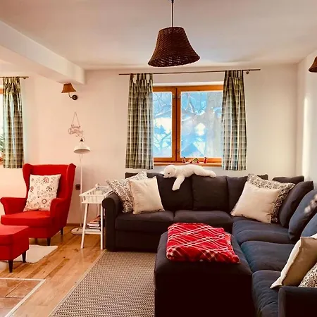 Holiday home Nad Lipou - Cicmany, Turistika, Sauna, Krb Cicmany